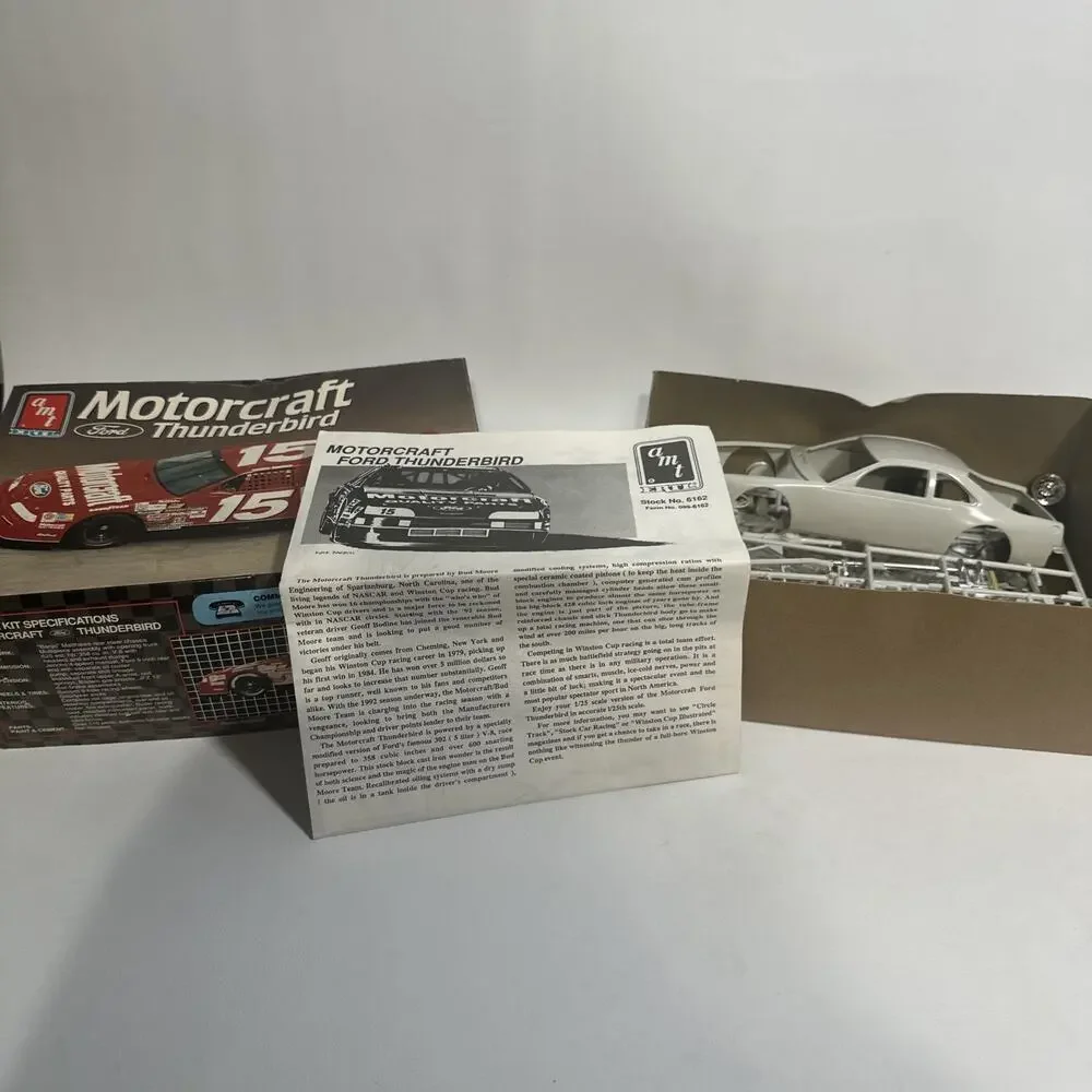 VINTAGE 1992 Geoff Bodinne #15 Motorcraft Ford Thunderbird Nascar car #6162 NIB